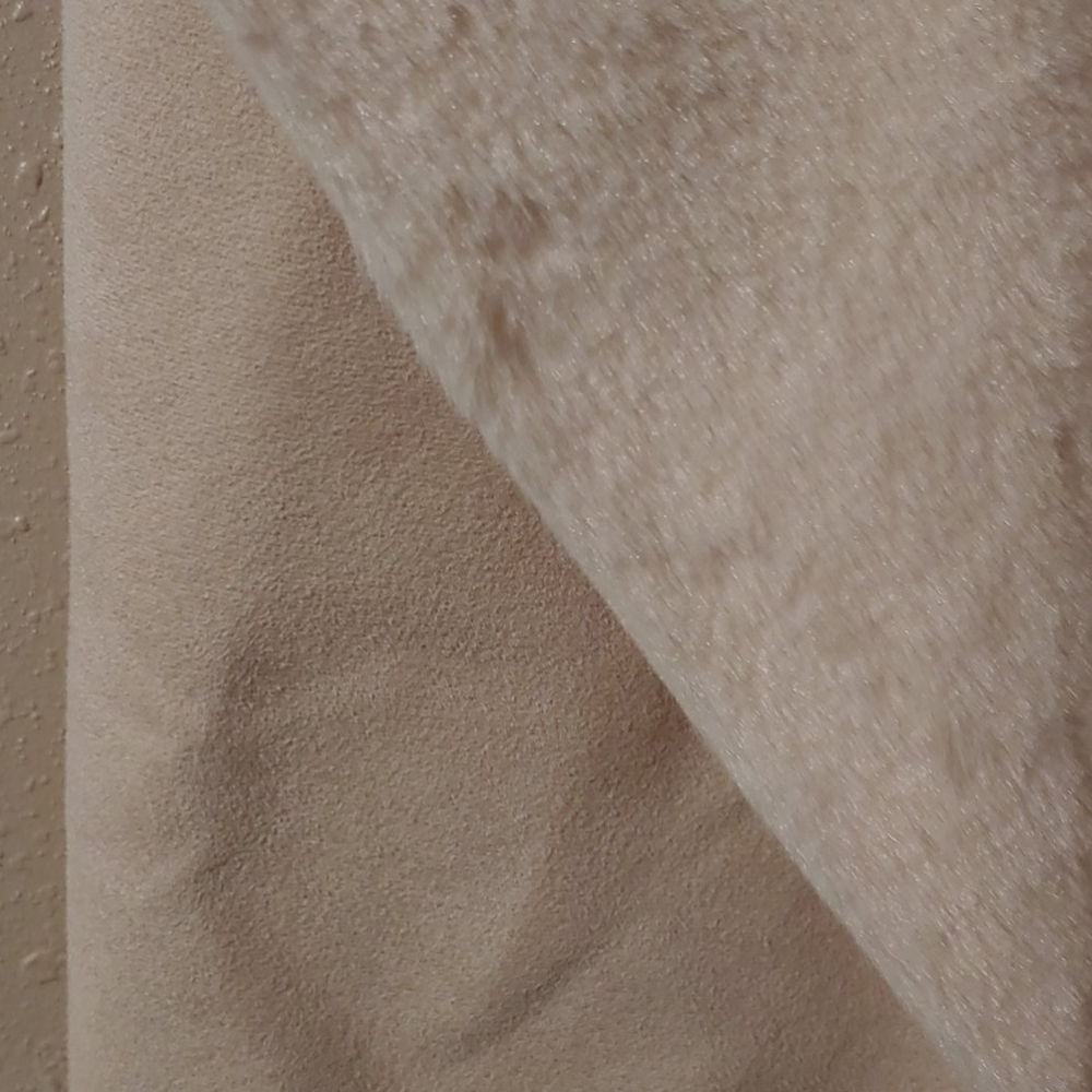 Fleece and faux suede vest - Picture 2 of 5